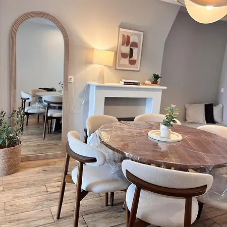House With Private In شقة